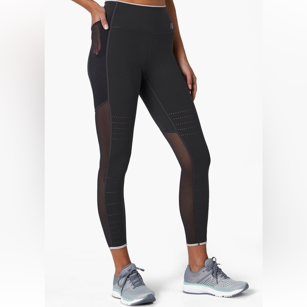 🏃♀️👟New Balance👟🏃♀️Q Speed Breathe 7/8 Tights color Phantom size small